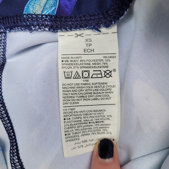 Old Navy Active Go Dry Cropped Compression Leggings Blue Floral Print Women's XS - Picture 9 of 9